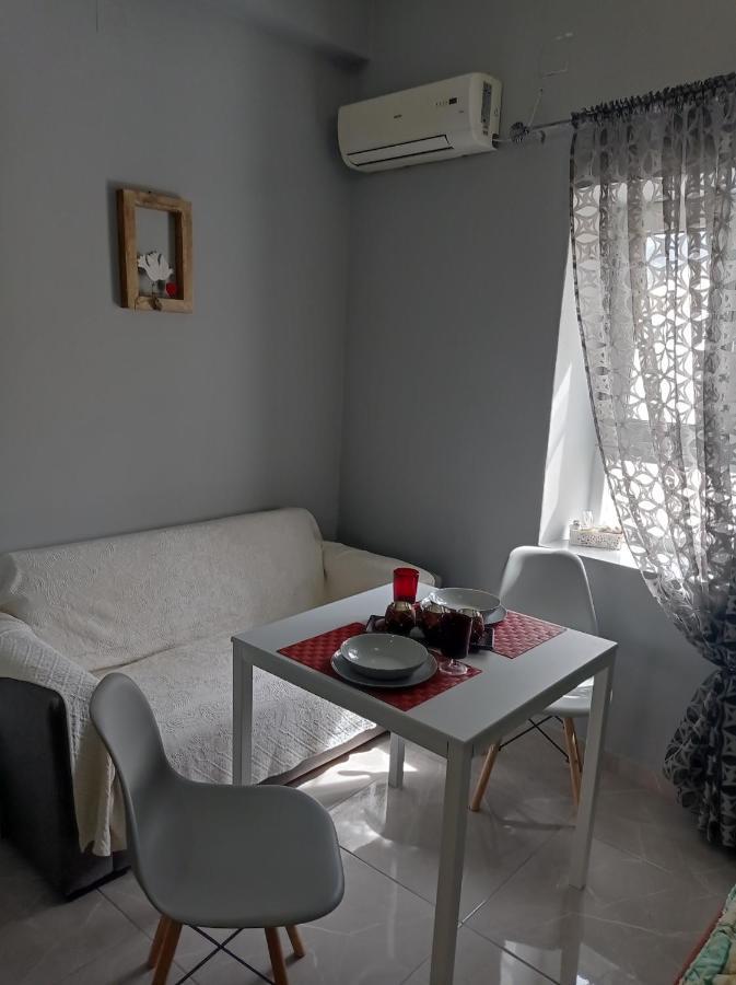 Moshovia Studio Κάρπαθος Στο Κέντρο Και Ήσυχα Villa Kültér fotó